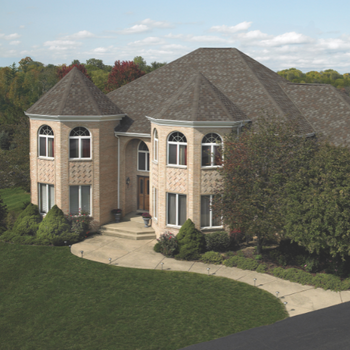 IKO Designer Armourshake Shingle (Color Chalet Wood)